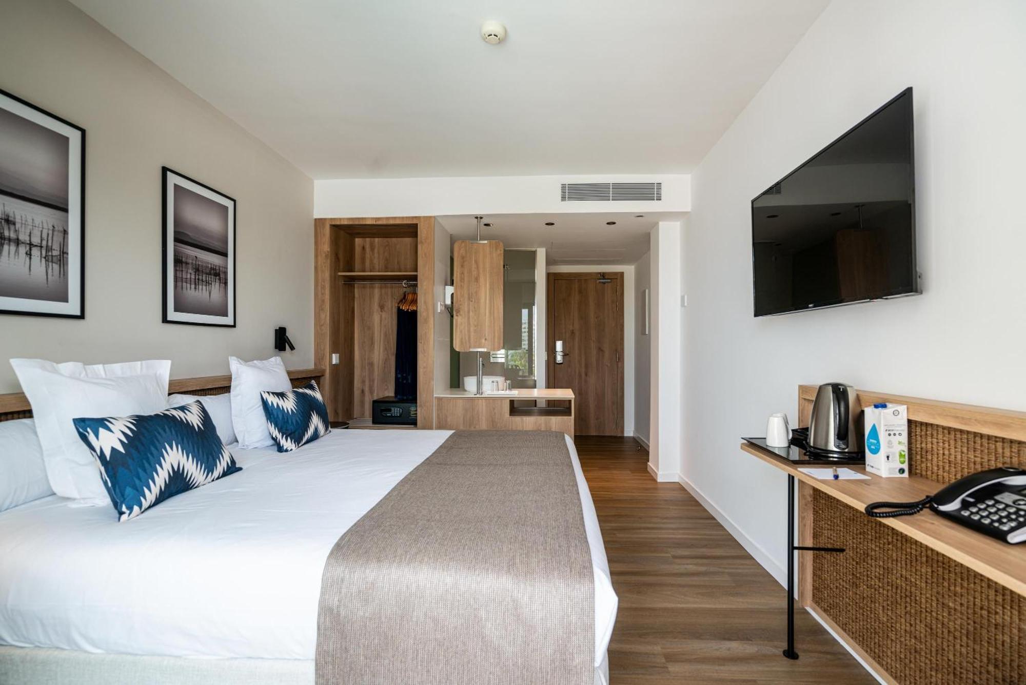 Thb Bamboo Alcudia - Adults Only Hotel Port de Alcudia  Exterior photo