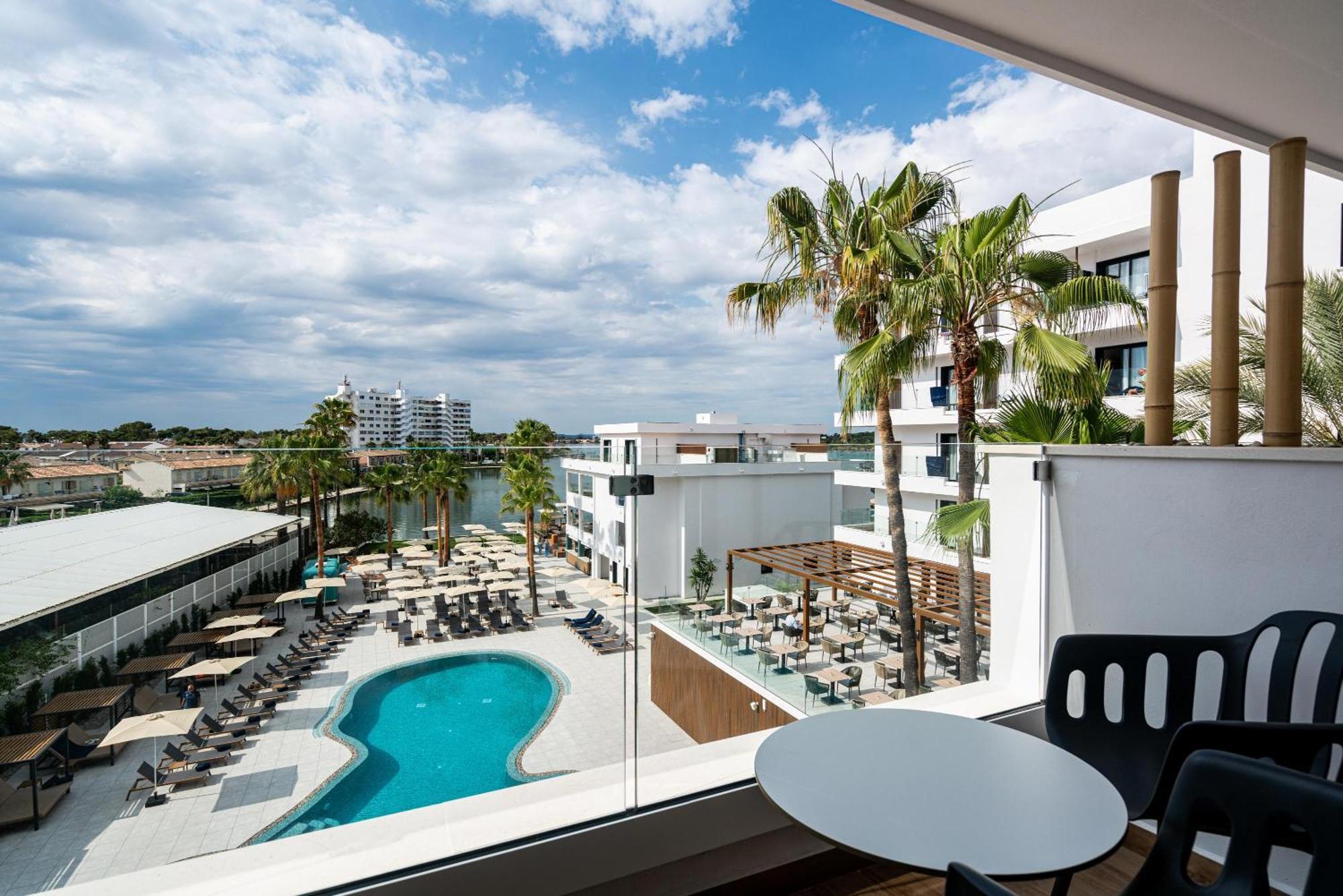 Thb Bamboo Alcudia - Adults Only Hotel Port de Alcudia  Exterior photo