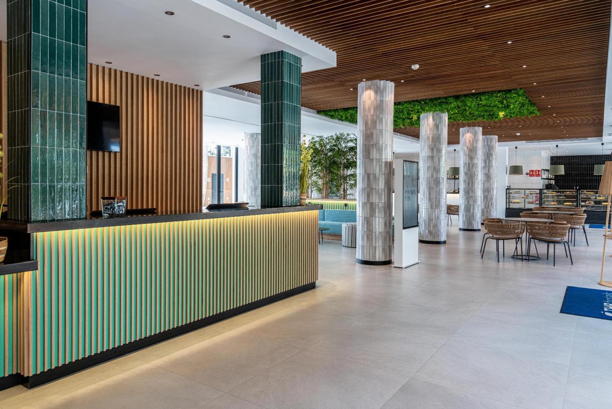 Thb Bamboo Alcudia - Adults Only Hotel Port de Alcudia  Exterior photo