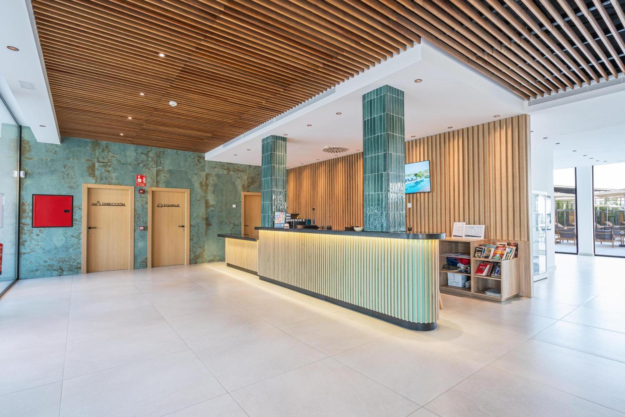 Thb Bamboo Alcudia - Adults Only Hotel Port de Alcudia  Exterior photo